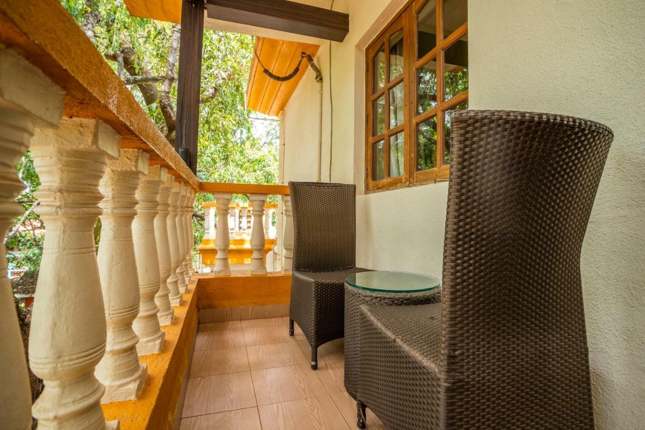 Coco Goa Hotel Arpora Eksteriør billede