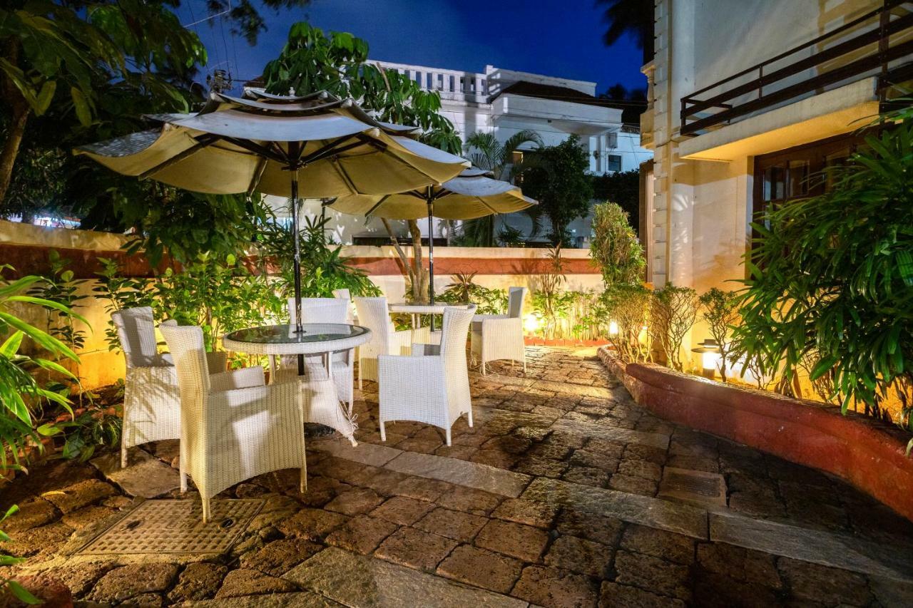 Coco Goa Hotel Arpora Eksteriør billede